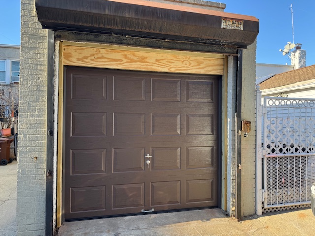How to Troubleshoot a Garage Door That Won’t Open